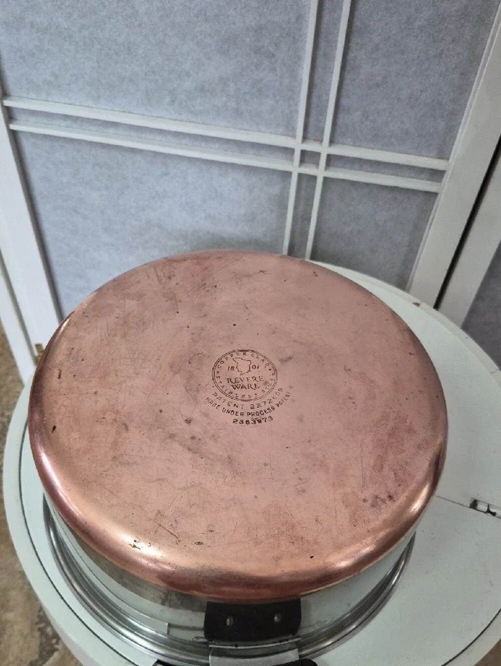 Vintage Revere Ware 4 Qt Copper Bottom Stainless Pot With Lid.